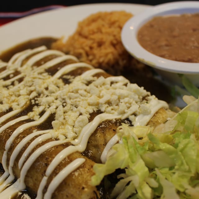 Las Enchiladas De Queso.