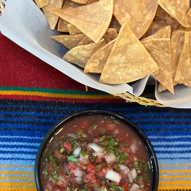 Chips & Salsa.